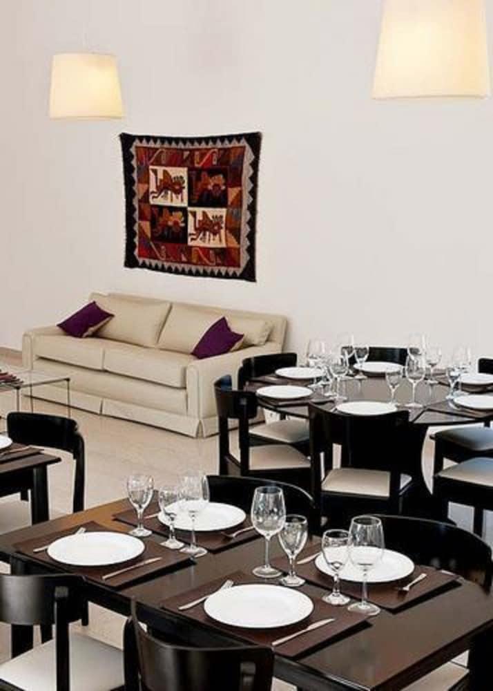 Pro Hotel Пілар Екстер'єр фото