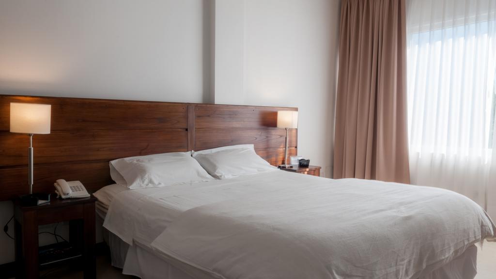 Pro Hotel Пілар Екстер'єр фото
