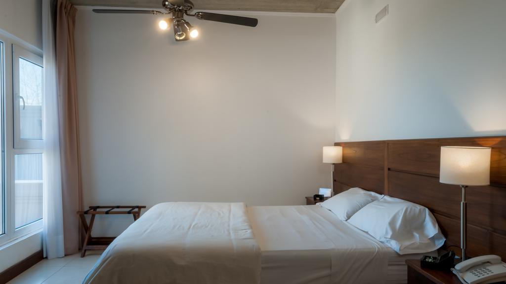 Pro Hotel Пілар Екстер'єр фото